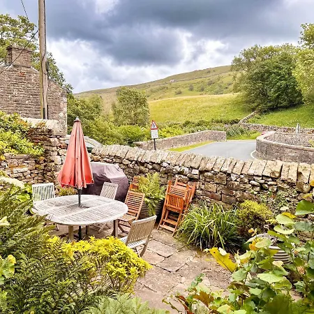 Bridge House * Muker