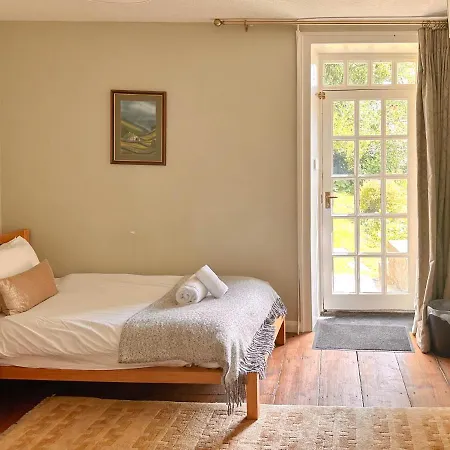 Bridge House 펜션 *