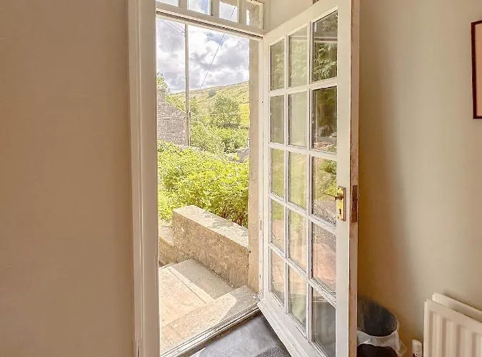 Holiday home Bridge House