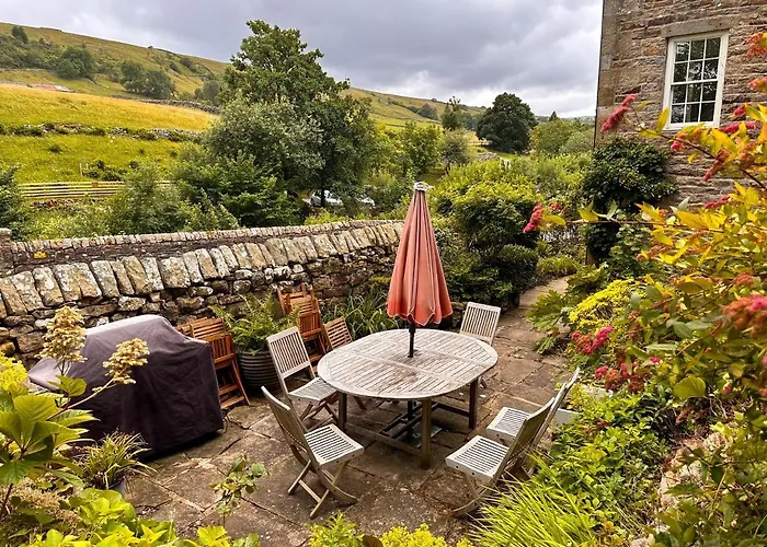 Holiday home Bridge House